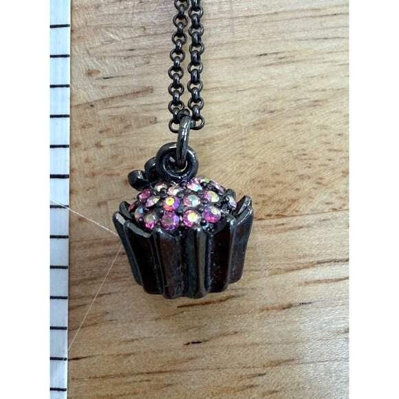 Betsey Johnson Rhinestone Cupcake Pendant Necklace With Pearl & Heart Accents - Picture 4 of 12